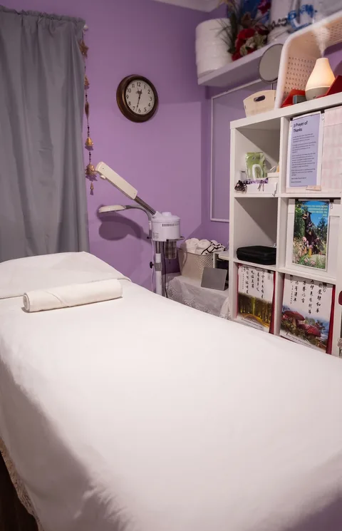Steph's treatment room in Rochedale South, set up for a facial